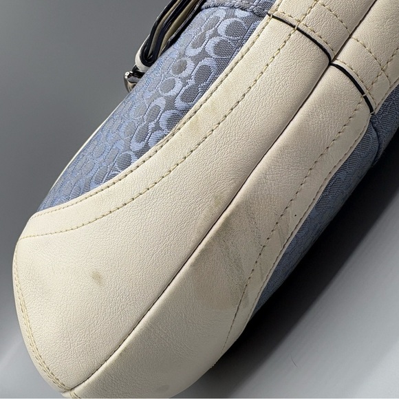 ****SOLD ****Coach Vintage Soho Y2K FREE SHIPPING - Picture 5 of 16